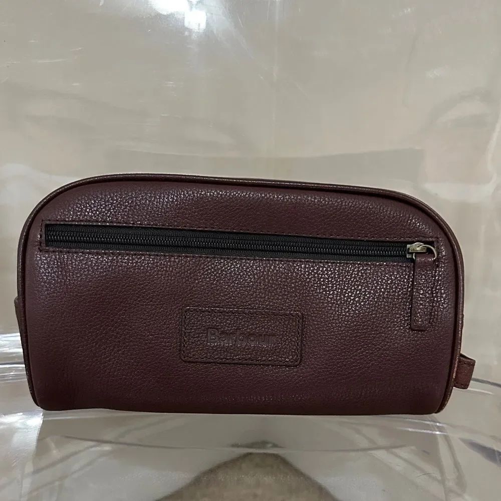 Barbour Leather Wash Bag or Toiletry Bag